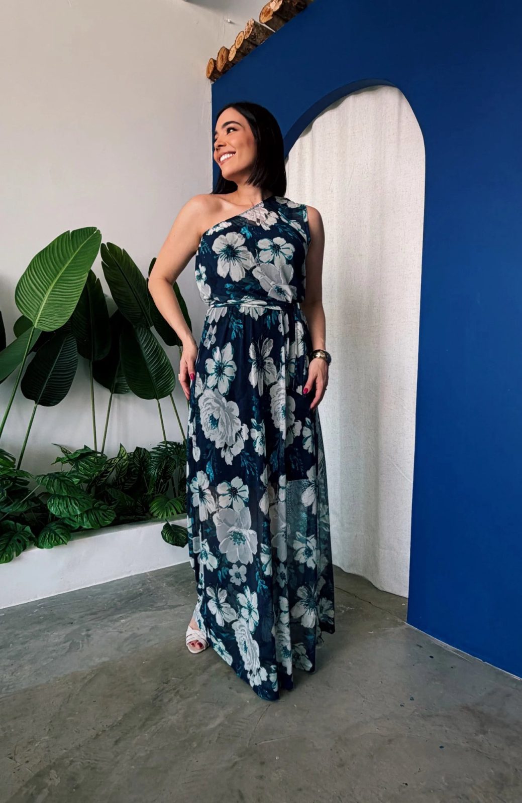 Vestido Tule Nula Manga azul