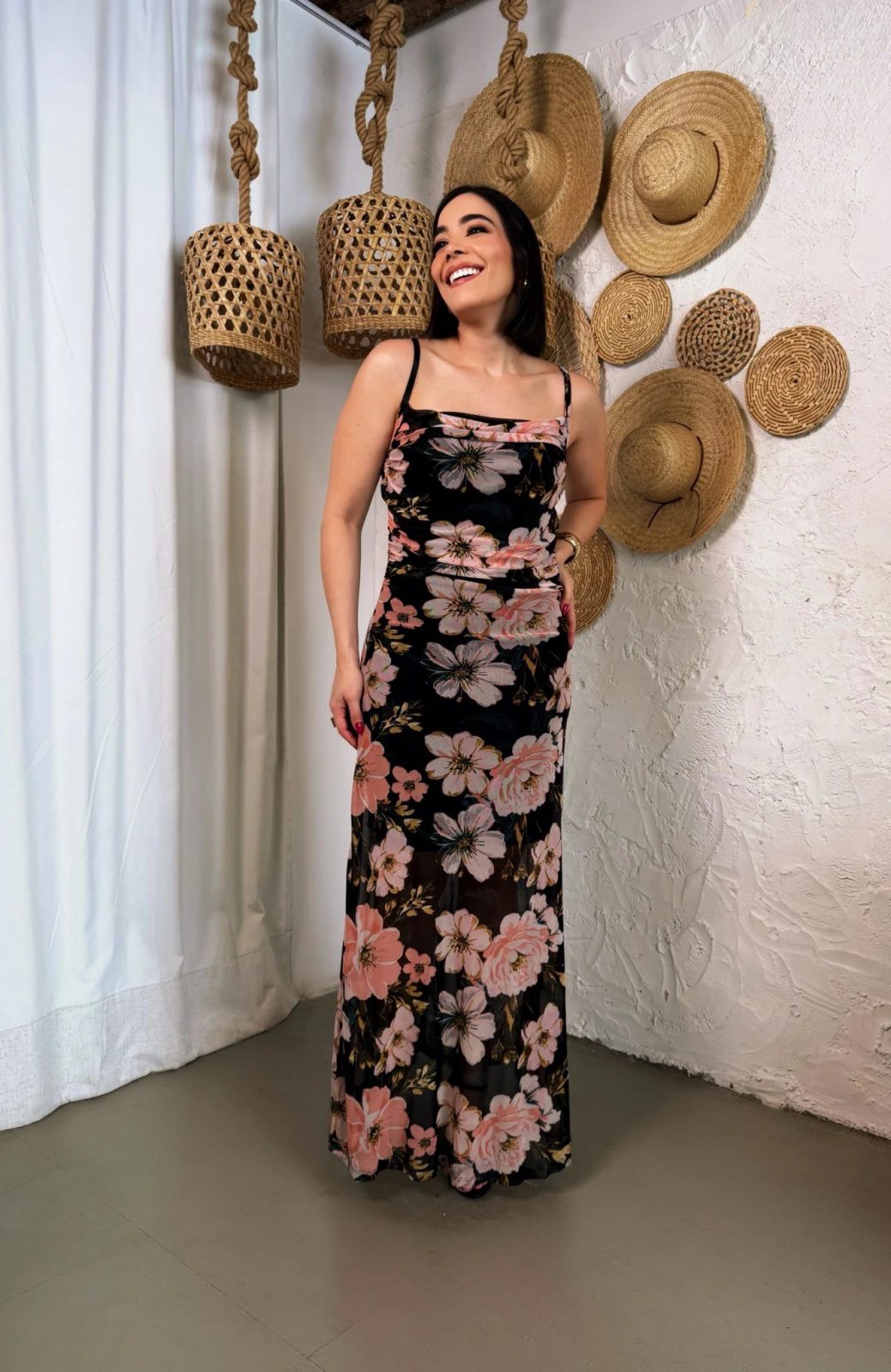 Vestido Tule Alça preto